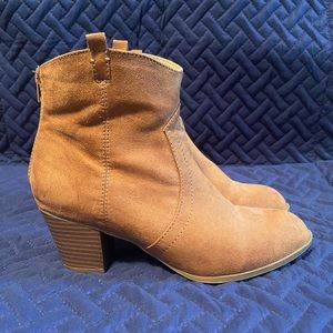 Suede, tan booties